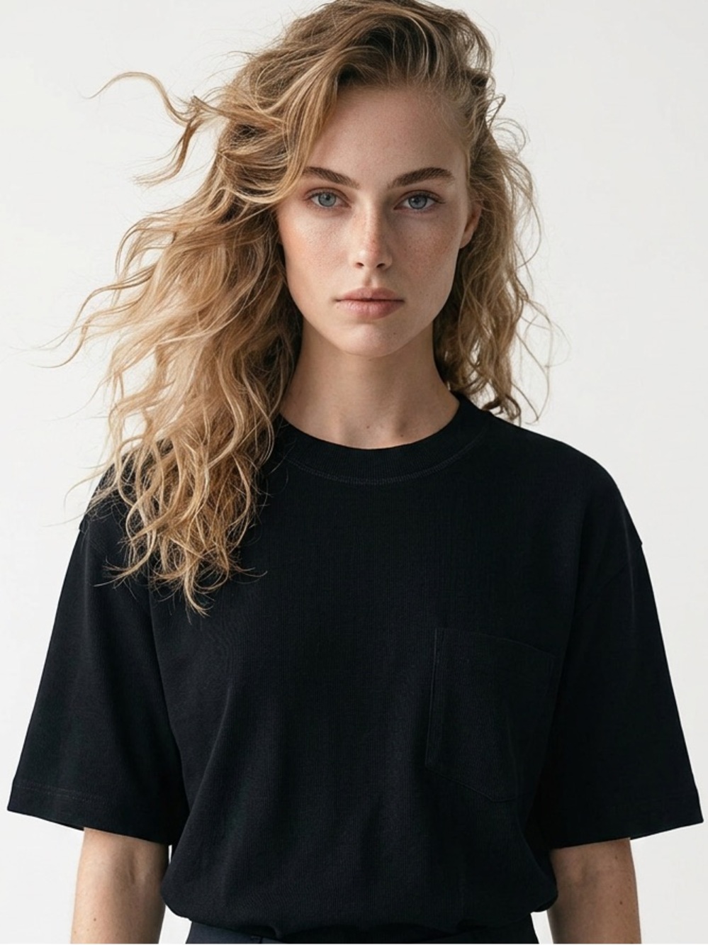 COS | Classic Black Oversized Crewneck Pocket T-Shirt Unisex Size Medium